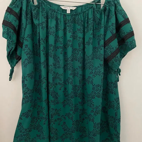 [BUNJANG] Urban Rebivo Green Pattern Off-Shoulder Blouse / [L] 어반레비보 그린 패턴 오프숄더 블라우스