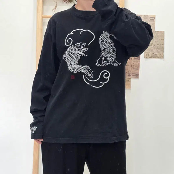 [BUNJANG] GONG DOWN Oriental Carp Embroidery Long Sleeve T-Shirt Size M / [프립]M/공동 GONG DOWN 오리엔탈 잉어 자수 긴팔티