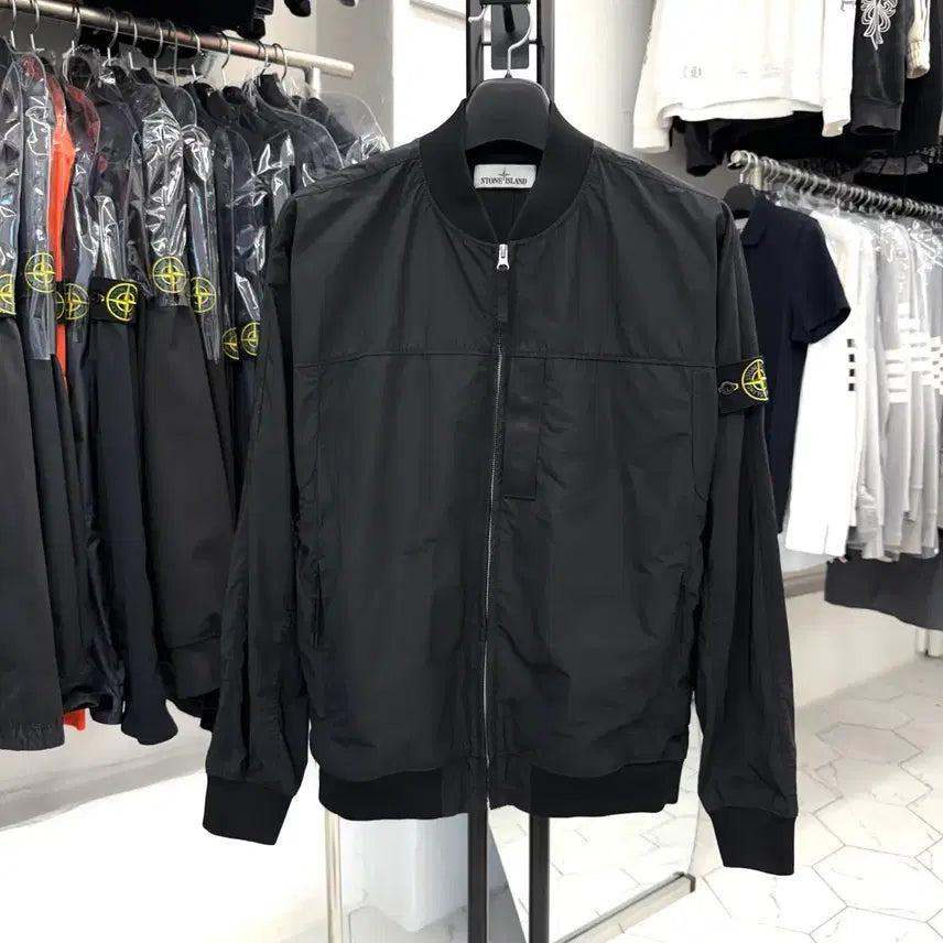 [BUNJANG] Stone Island Microfiber Bomber Jacket Black M / [백화점판 / M] 스톤아일랜드 마이크로랩스 봄버 자켓