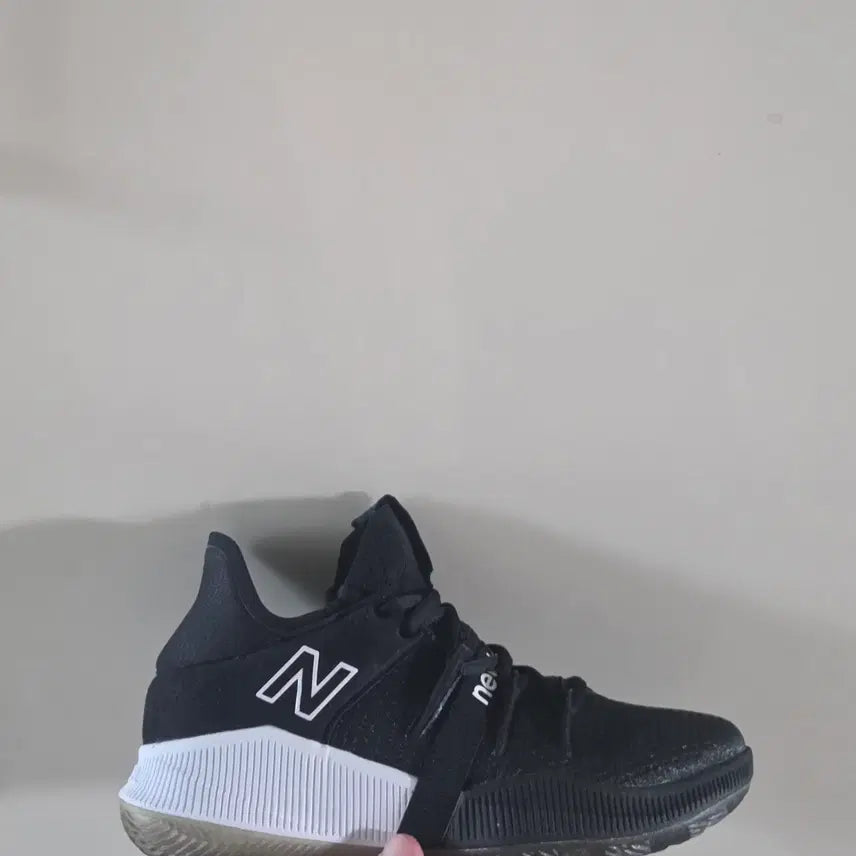 [BUNJANG] New Balance FuelCell OMN1S Low Black Magnet / [250] 뉴발란스 퓨어셀 OMN1S 로우 블랙마그넷ㅡ단종매물,최저가