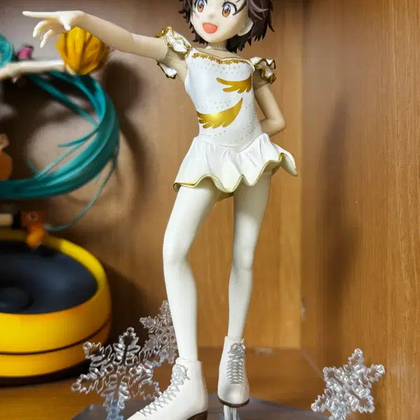 [BUNJANG] Sega Medalist Yuuki Yuuna Luminasta Yui Itsuka Figure / 세가 메달리스트 이노리 유이츠카 루미나스타 피규어