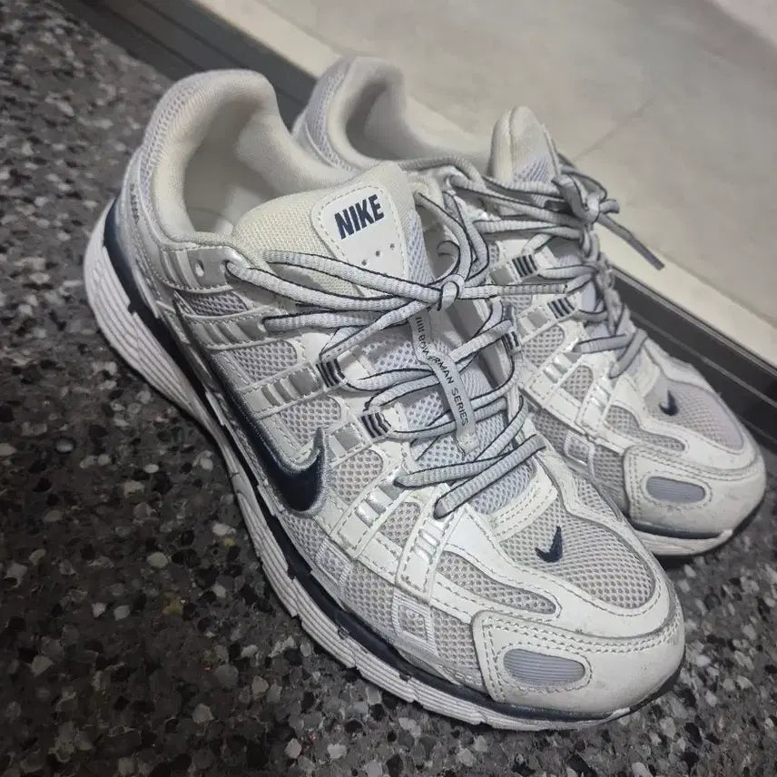 [BUNJANG] Nike P-6000 Sneakers White Navy / 나이키 P-6000 운동화 화이트 네이비