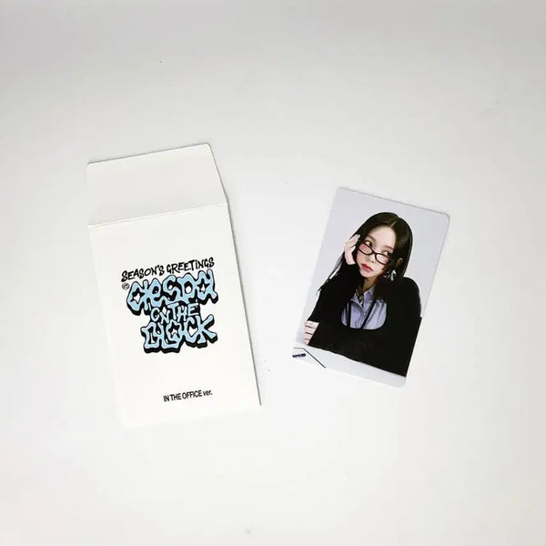 [BUNJANG] aespa Karina 2025 Season's Greetings Photocard B_2 / 에스파 카리나 2025 시즌그리팅 포토카드 B_2 aespa KARINA 2025 SEASON'S GREETINGS PHOTOCARD B_2
