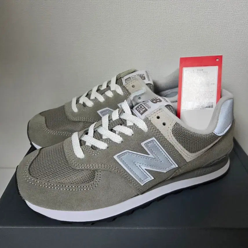 [BUNJANG] New Balance ML574EVG Grey Sneakers / 뉴발란스 ML574EVG 255사이즈 새상품