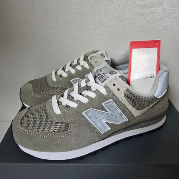 [BUNJANG] New Balance ML574EVG Grey Sneakers / 뉴발란스 ML574EVG 255사이즈 새상품