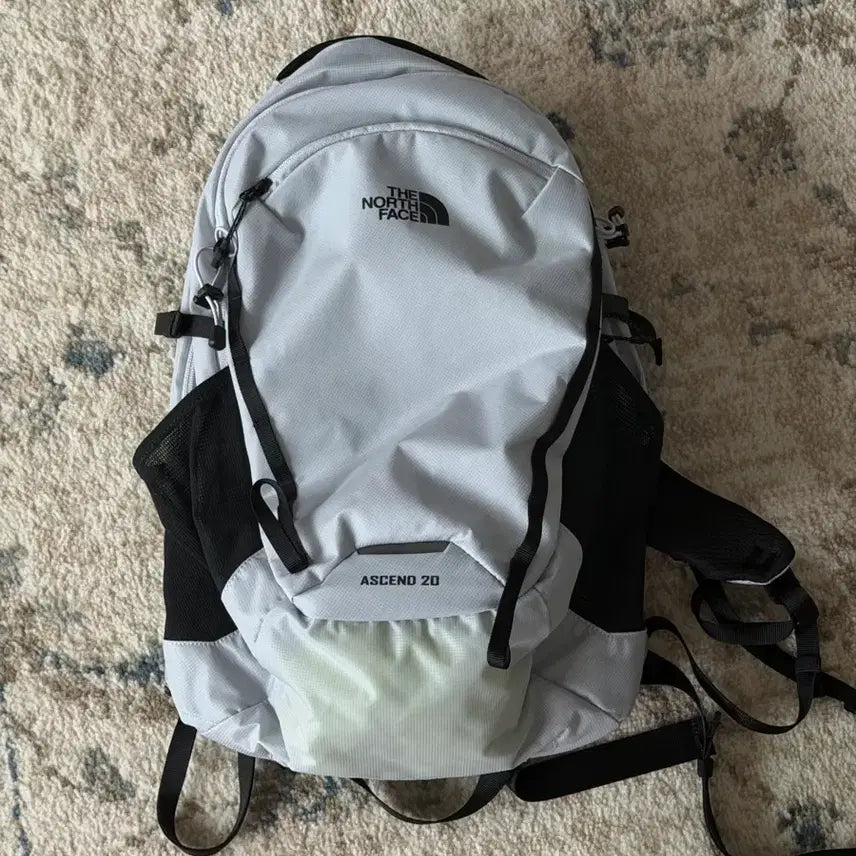 [BUNJANG] The North Face Ascend LT 20 Stone Gray / 새상품급 노스페이스 어센드 엘티 20 STONE GRAY