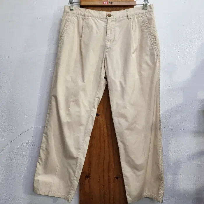 [BUNJANG] OLZEN Men's Classic Single Pleat Chino Pants (Light Beige) / [OLZEN] 올젠 남성 베이지 클래식 원턱 바지 30