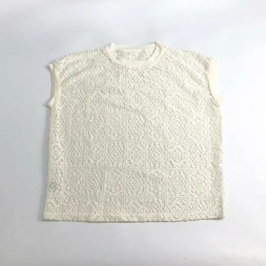 [BUNJANG] Lace Sleeveless Blouse / 레이스 민소매 블라우스