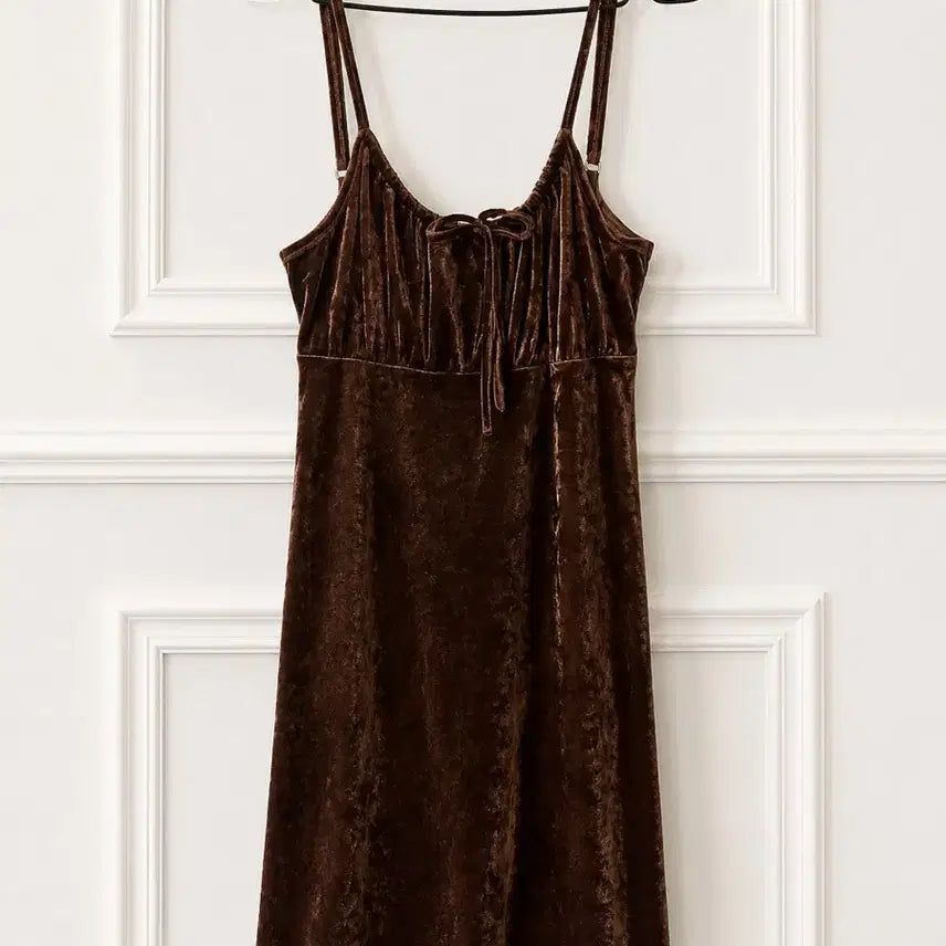 [BUNJANG] European Vintage Deep Brown Velvet Sleeveless Mini Dress / 유럽 빈티지 딥브라운 벨벳 슬리브리스 미니 원피스