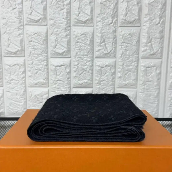 [BUNJANG] Louis Vuitton Monogram Classic Muffler Scarf Black / [OS] 루이비통 모노그램 클래식 머플러 목도리 블랙