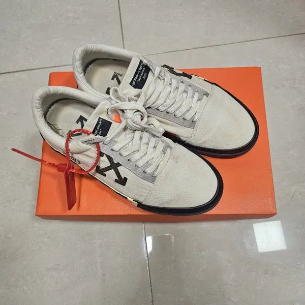 [BUNJANG] Off-White Sneakers White / 오프화이트  스니커즈 화이트