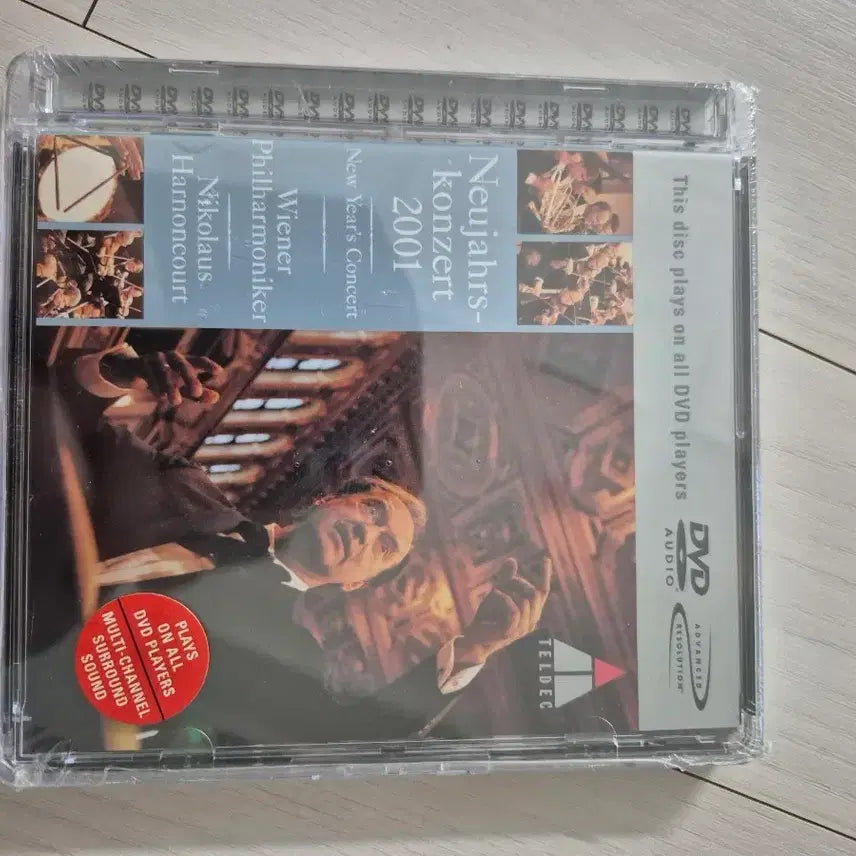 [BUNJANG] Vienna Philharmonic New Year's Concert 2001 DVD/AUDIO Sealed / 미개봉 빈 필하모닉 신년음악회 2001 DVD/AUDIO
