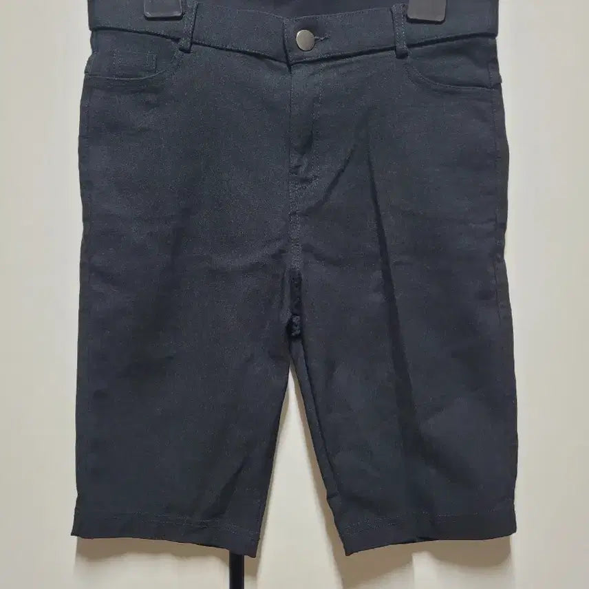[BUNJANG] Women's Black Spandex Shorts Size 28 / 여성 블랙 스판 반바지 28