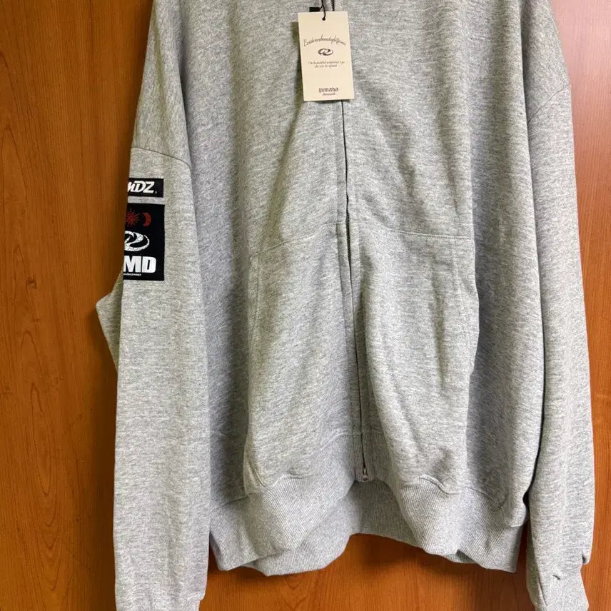 [BUNJANG] Pimadajewin Unisex Hoodie Zip-up / 피마다지윈 후드집업