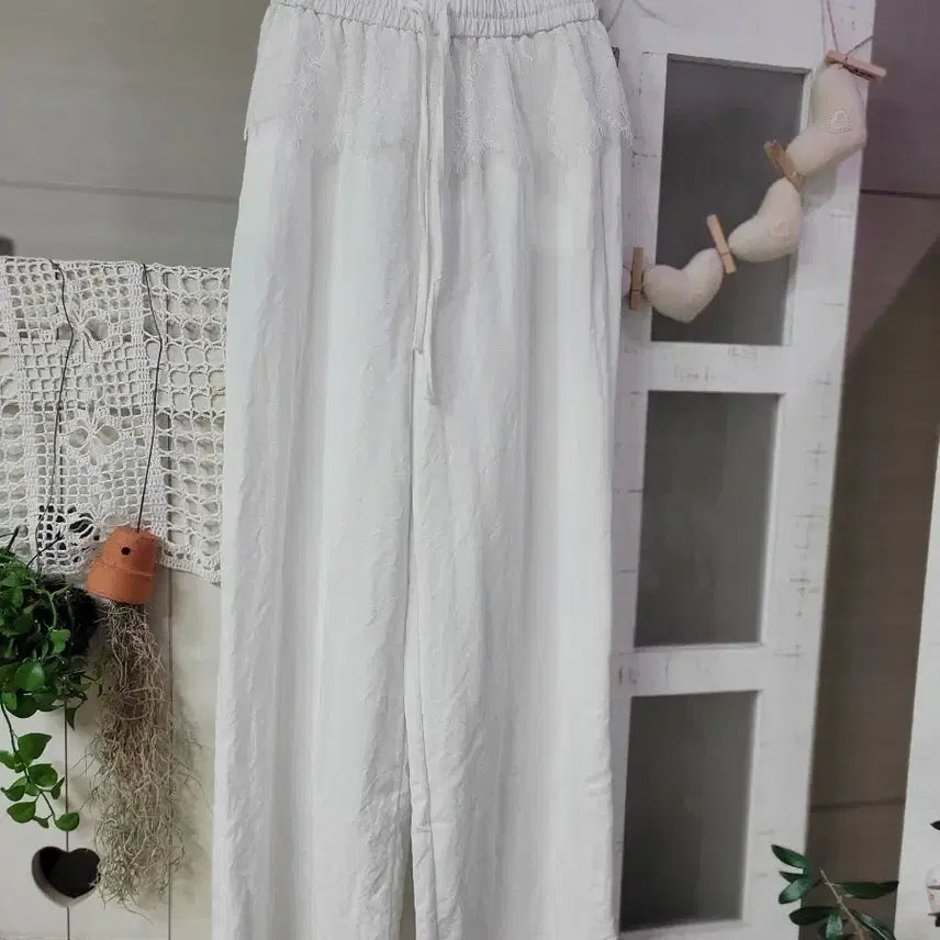 [BUNJANG] Lace Trim Wide Leg Pants - Size 55 / 바스락  레이스장식 와이드바지 55