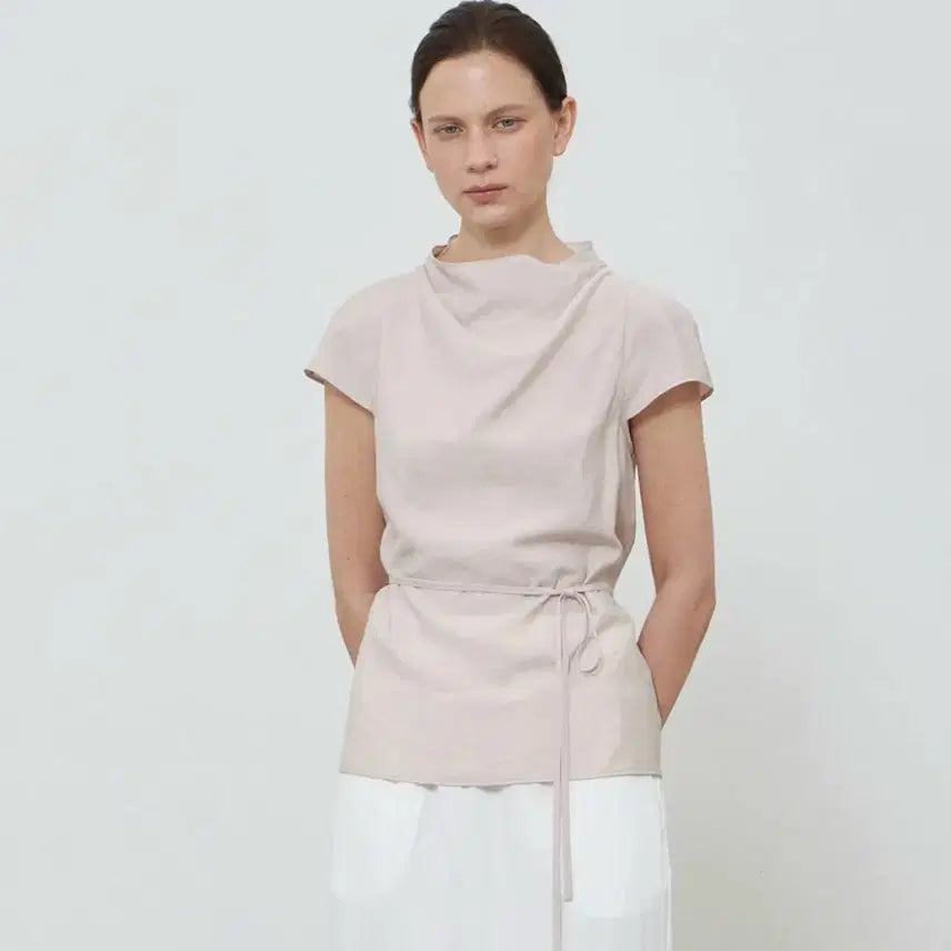 [BUNJANG] NOTIA Drape Cap Sleeve Blouse Pink / 노티아 드레이프 캡 슬리브 블라우스 핑크