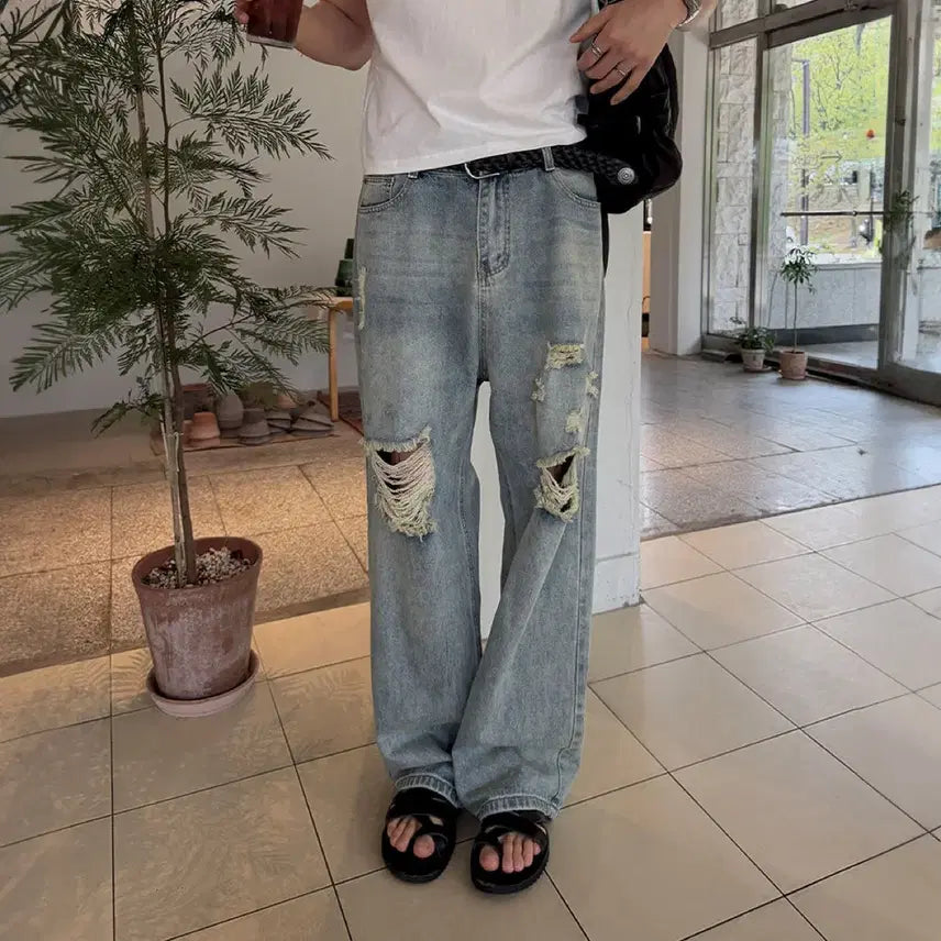 [BUNJANG] Light Wash Ripped Denim Jeans / 연청 찢청 데님