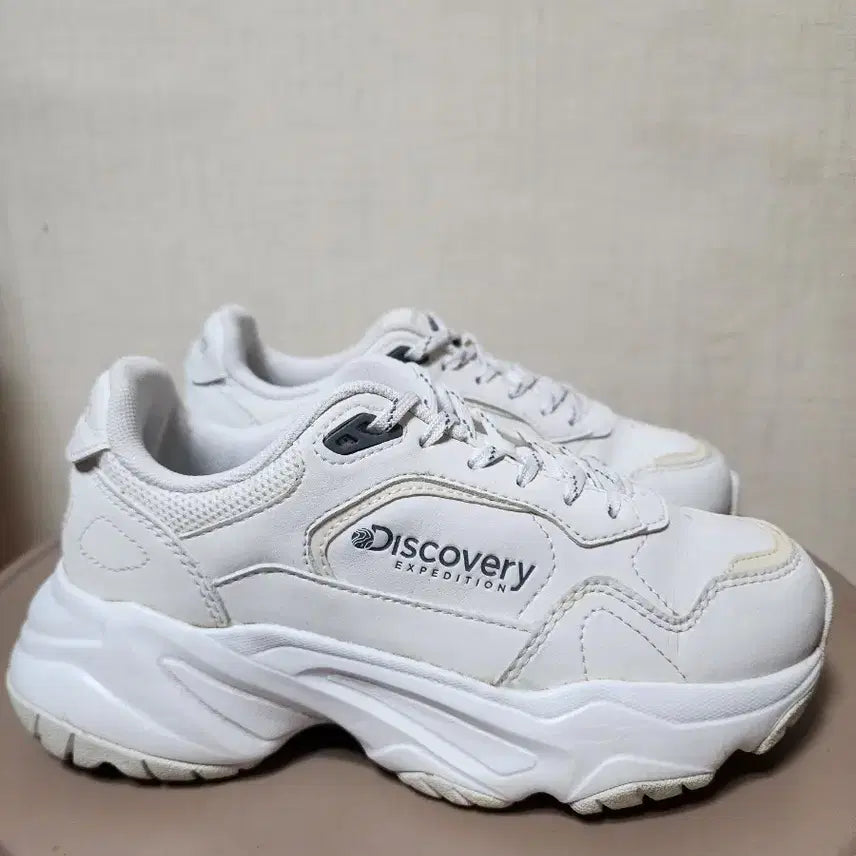 [BUNJANG] Discovery Jogger Flex White Sneakers / >>상태최상<< 디스커버리 조거 플렉스 화이트 운동화 220 팝니다