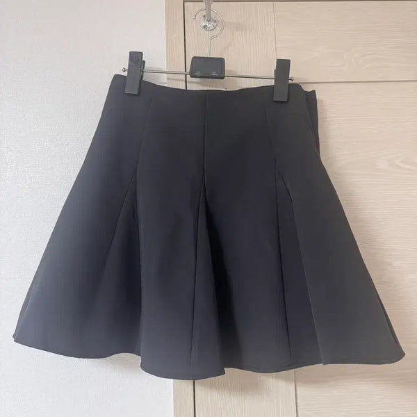 [BUNJANG] GRL Black Skirt / GRL 그레일 블랙 스커트 지뢰계 양산형 스나계 호비계 미셸깔