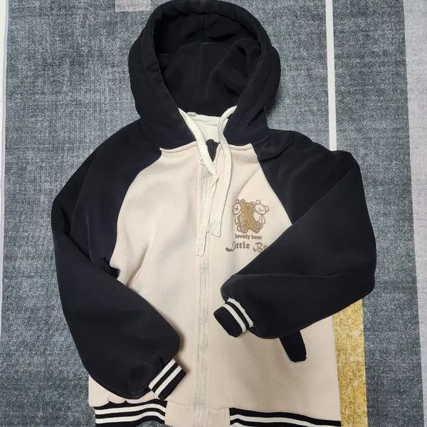 [BUNJANG] Bear Print Hoodie Zip-Up / 귀여운 베어 후드집업