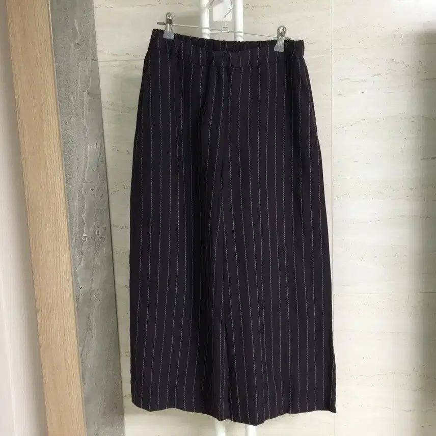 [BUNJANG] ISAE Linen Striped Pants / ISAE 이새 밴딩 린넨 팬츠 55