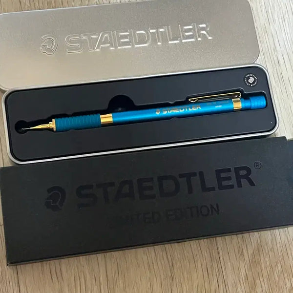 [BUNJANG] Limited Edition Steadtler 925 35 Cyan Blue Drafting Pencil / [단종] 스테들러 925 35 한국 한정판 시안 블루 팝니다.