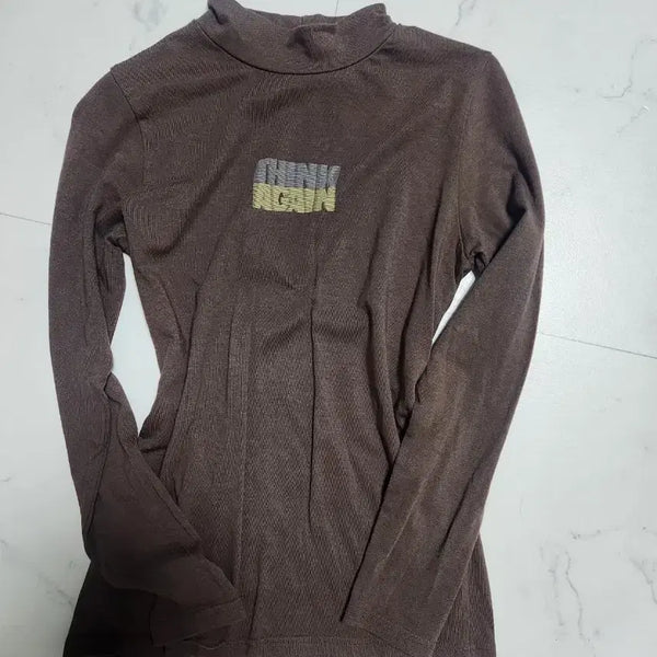 [BUNJANG] Corduroy Brushed Turtleneck T-Shirt - Brown / 골덴 기모 목폴라 티셔츠 브라운