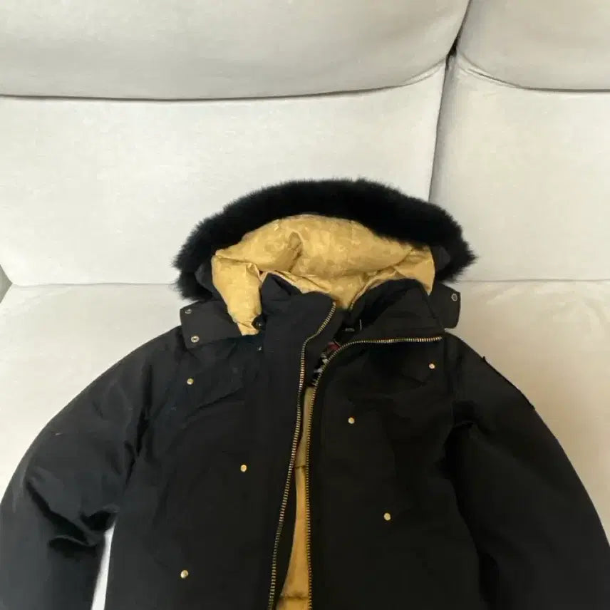 [BUNJANG] Moose Knuckles Ballistic Gold Trim Padded Jacket / 무스너클 금장 패딩