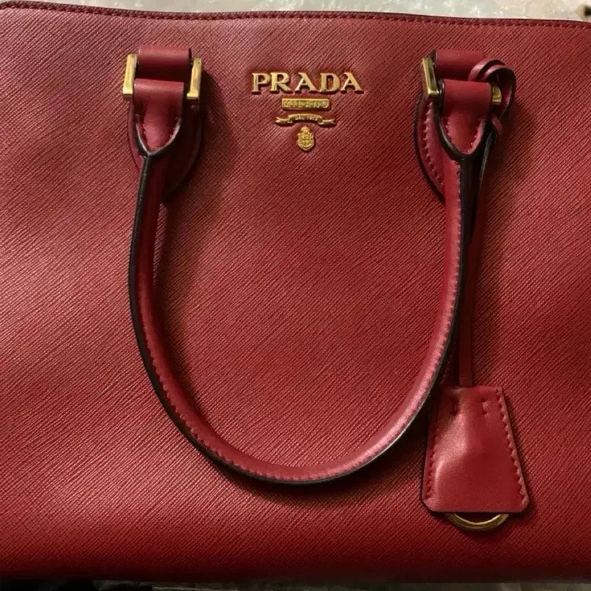 [BUNJANG] Prada Saffiano Leather Tote Bag Red 1BA113 / 프라다 사피아노 크로스백 레드 프라다가방 프라다 1ba113 프라다 토트백