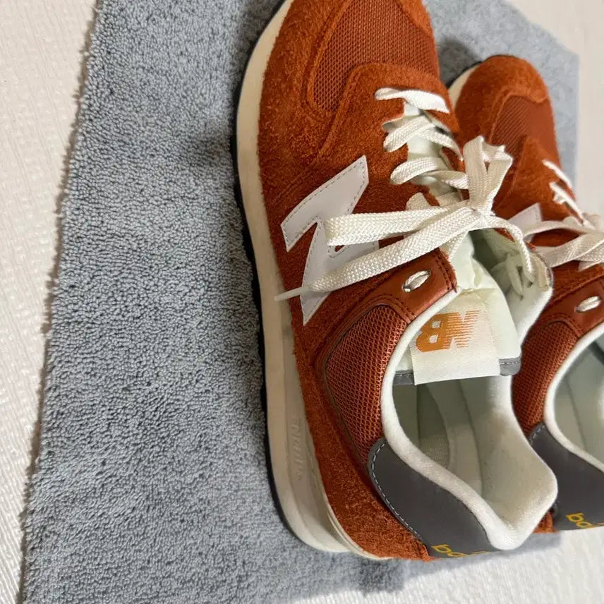 [BUNJANG] New Balance 574 Heritage Orange Sneakers / 뉴발란스 574 헤리티지 오렌지