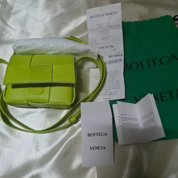 [BUNJANG] Bottega Veneta Mini Cassette Bag Lime Green / 새상품 미착용 (정품) 보테가베네타 미니 카세트백 라임그린