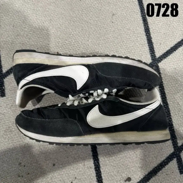 [BUNJANG] Nike Running Shoes Black White 265 / 나이키 운동화 블랙 화이트 265