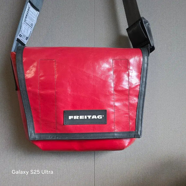 [BUNJANG] Freitag Fray Messenger Bag Red / 프라이탁 라씨 메신저백 레드