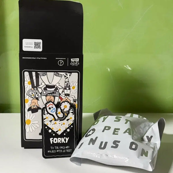 [BUNJANG] PEACEMINUSONE x Toy Story 'The First-Fan' Plush Keychain - Forky / 피스마이너스원 x 토이 스토리 더 퍼스트팬 플러시 키링 포키