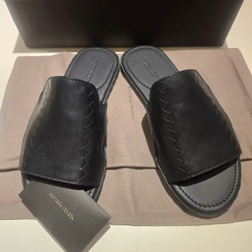 [BUNJANG] Bottega Veneta Nero Intrecciato Slippers / 보테가베네타 네로 슬리퍼