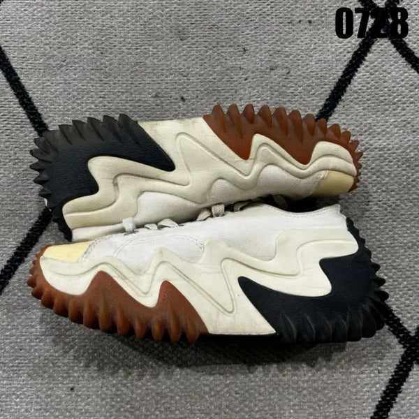 [BUNJANG] Adidas Reliant Sneakers White Black Brown 235 / 아디다스 릴레인 스니커즈 화이트 블랙 브라운 235