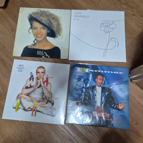 [BUNJANG] Various Artists Vinyl Bundle (BTS, Lauv, MC Hammer, Kylie) / 엘피 4장 일괄 판매(bts, lauv,mc해머 외)