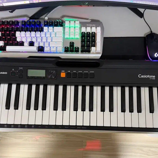 [BUNJANG] Casio CT-S200 61-Key Digital Keyboard (Black) / 카시오 61건반 ct s200 블랙 디지털키보드