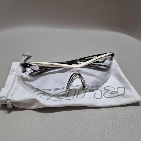 [BUNJANG] Rudy Project Tralyx Gradient Black Photochromic Lens Goggles Sunglasses / 루디 프로젝트 트랠릭스 흰검 그라데이션 블랙 변색 렌즈 고글 선글라스