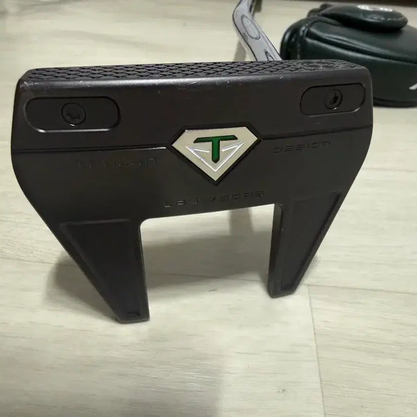[BUNJANG] Odyssey Toulon Putter 33-inch / 오디세이 툴롱 퍼터 33인치