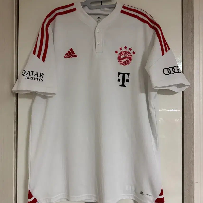 [BUNJANG] FC Bayern Munich 22/23 Polo Shirt XL / 2223 바이에른 뮌헨 폴로 셔츠