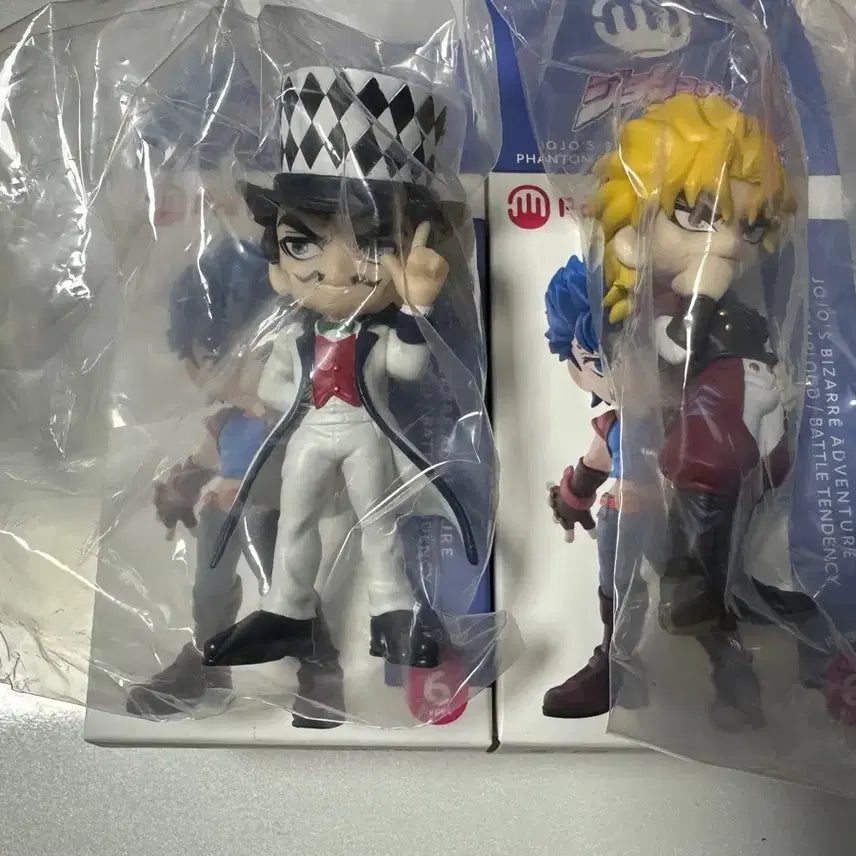 [BUNJANG] JoJo's Bizarre Adventure Part 8: Jojolion Funny Valentine + Diego Brando Bundle Set (Box Opened, Vinyl Sealed) / 박스만단순개봉/일괄) 죠죠 팔버스 체펠리+디오