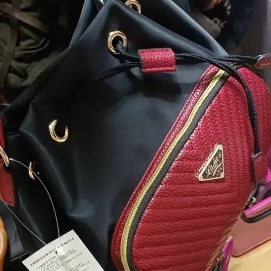 [BUNJANG] Jangttimoga Korean Made Drawstring Shoulder/Cross Bag with Extra Strap / 새상품/국산] 장띠모가 숄더/크로스 복조리백 (여분 스트랩 포함)
