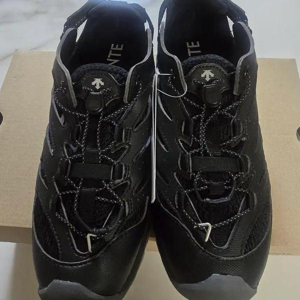 [BUNJANG] Descente Sandals Black Size 245 / 데상뜨 샌들 245