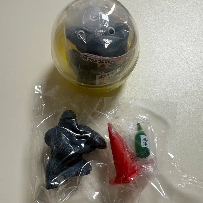 [BUNJANG] Gorilla Gacha Figure / 고릴라 가챠 판매