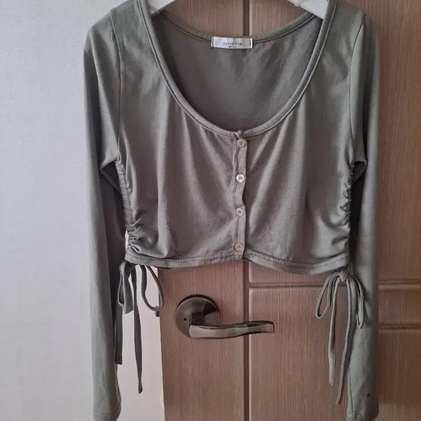 [BUNJANG] Ruched Cropped Top / 셔링 크롭티