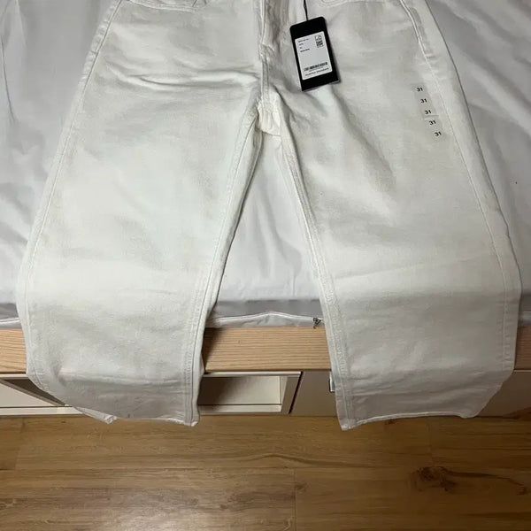 [BUNJANG] Musinsa Standard Flare Denim Pants White / 플레어 데님 팬츠 [화이트] 무신사 스탠다드