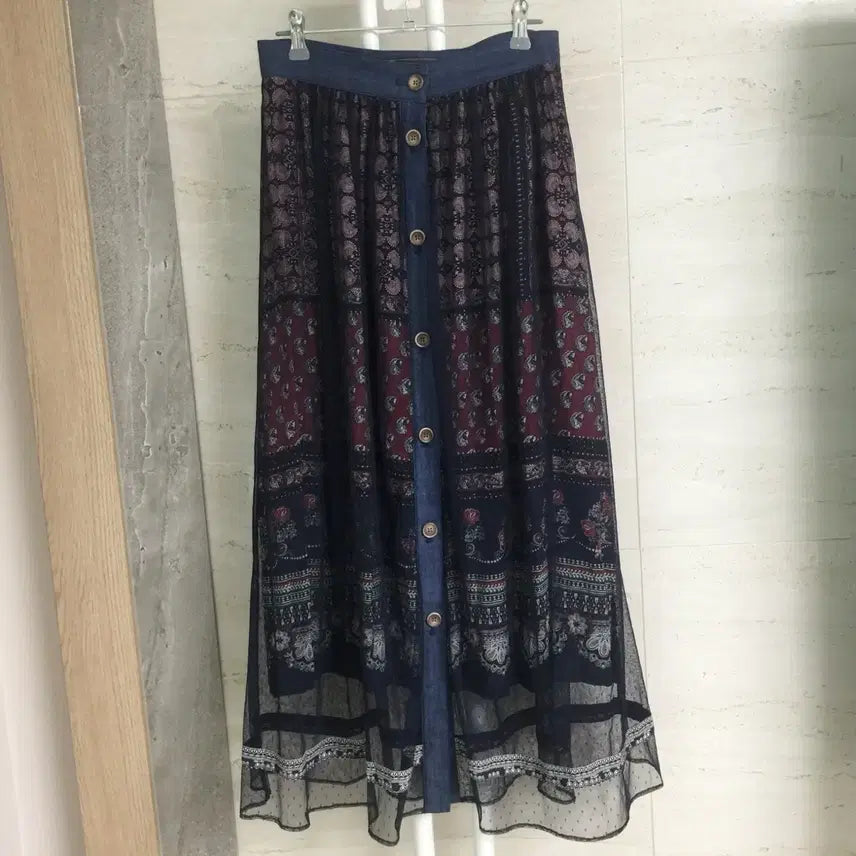 [BUNJANG] Thursday Lace Printing Long Skirt / 써스데이 레이스 프린팅 롱 스커트 S