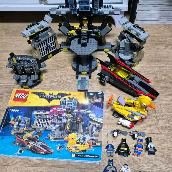 [BUNJANG] LEGO Batman Movie 70909 Batcave / 레고 배트맨 무비 70909 배트케이브