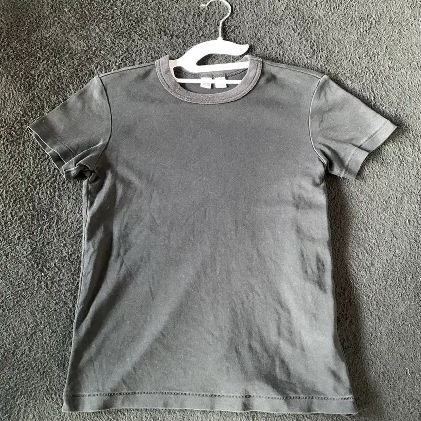 [BUNJANG] Uniqlo Women's Basic Half-Sleeve T-Shirt Size S / 유니클로 무지 여성 반팔 s